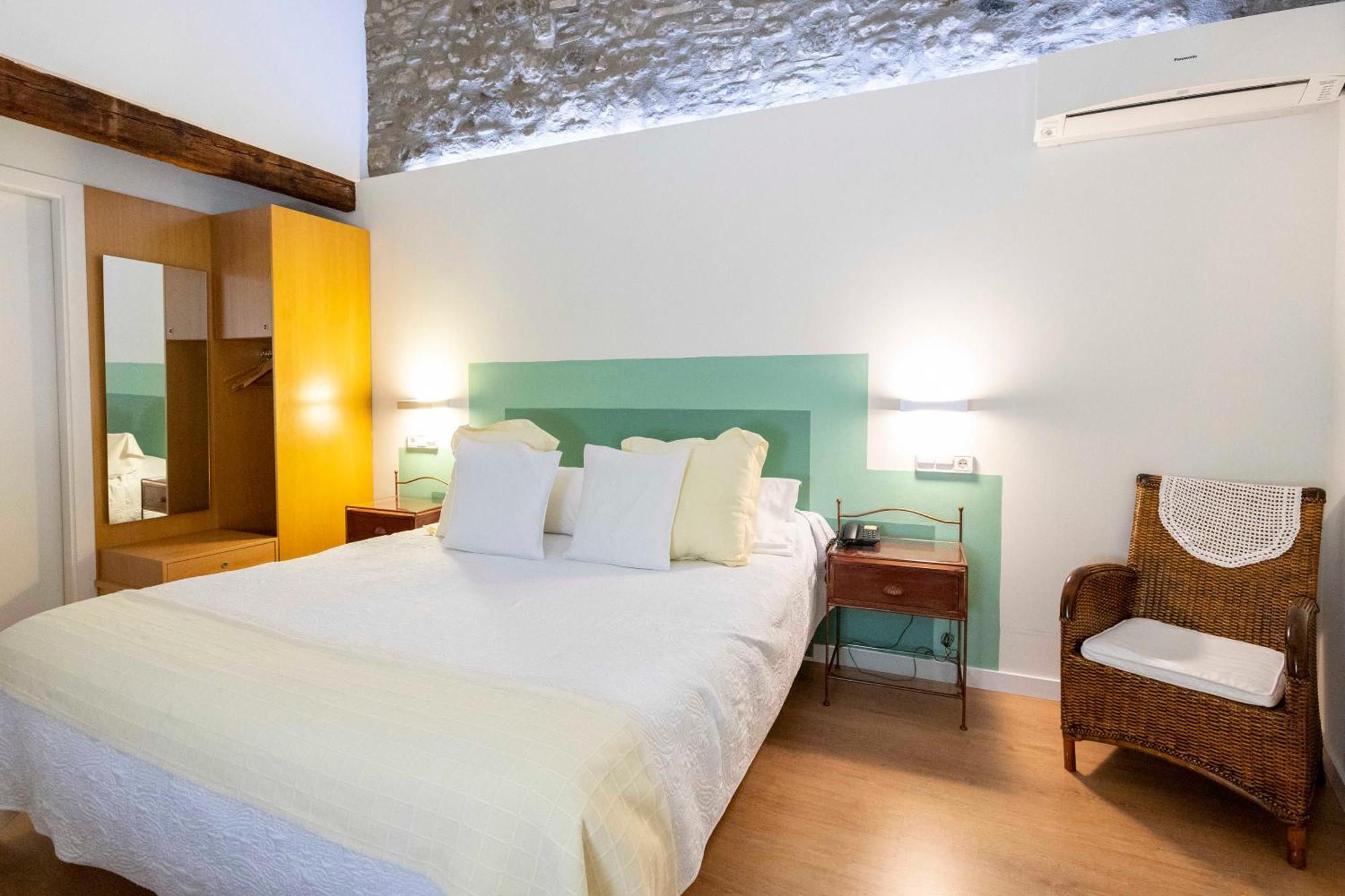 Hotel La Freixera Solsona Exterior photo