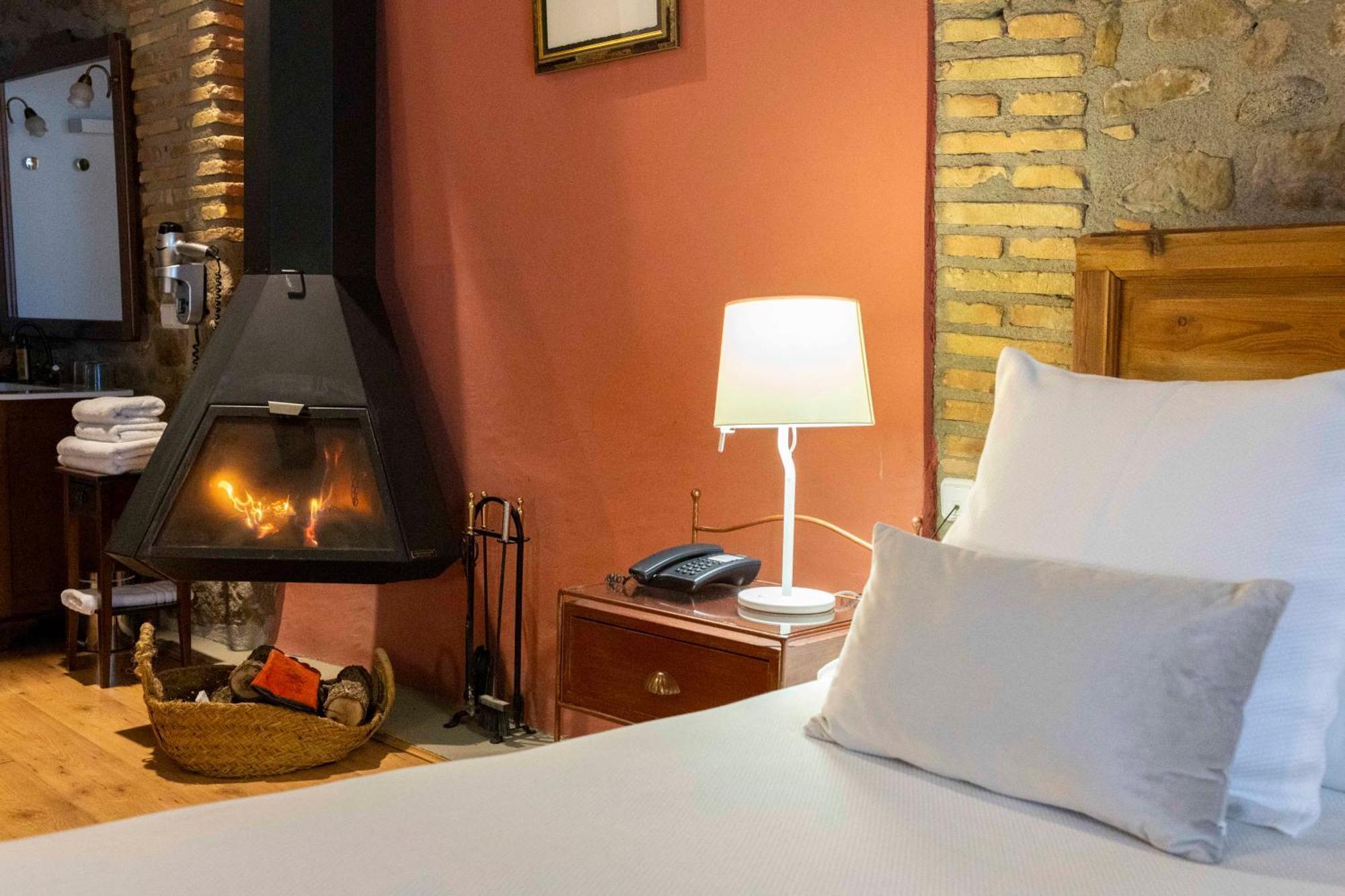 Hotel La Freixera Solsona Exterior photo
