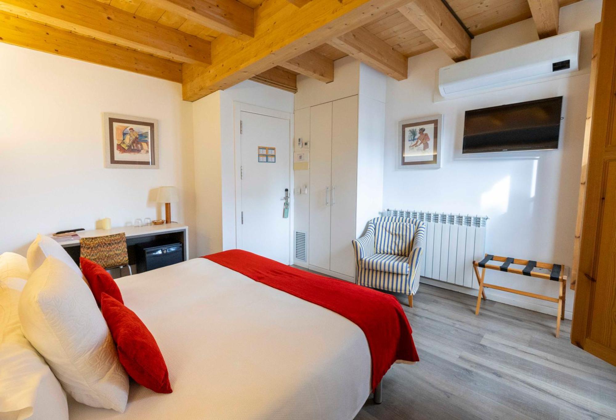 Hotel La Freixera Solsona Exterior photo