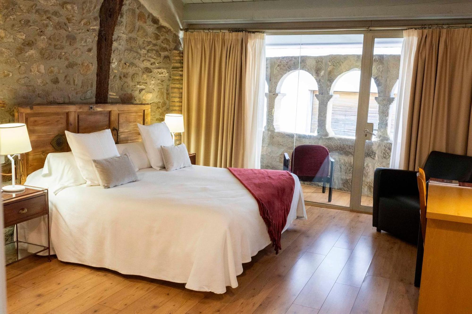 Hotel La Freixera Solsona Exterior photo